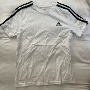 Adidas T-Shirt